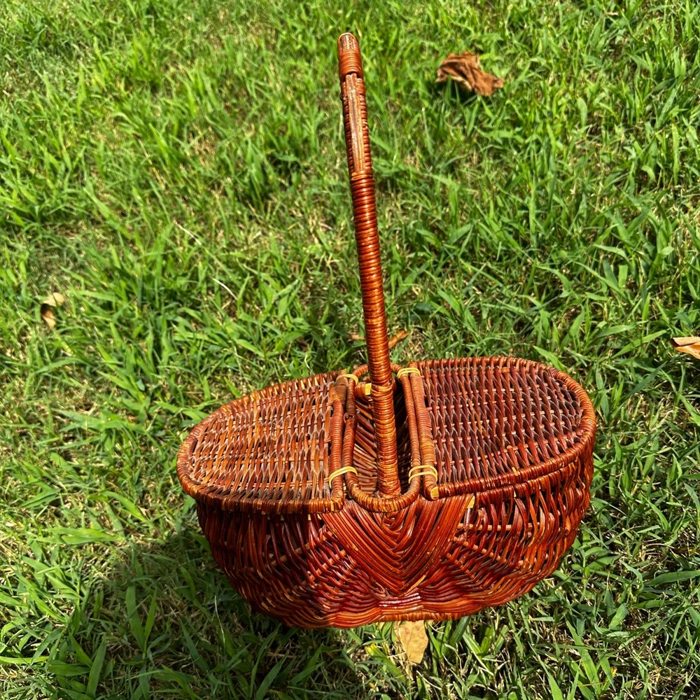 Vintage wicker basket